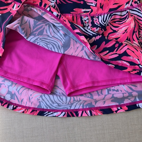 Lilly Pulitzer Bright Navy "A Jungle in Here" Keegan Skort - Size XS - E… - Picture 3 of 6